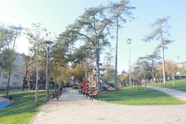 Fahir İlkel Parkı